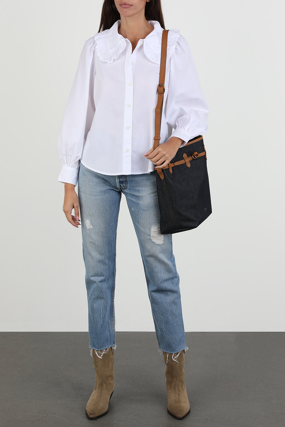 מכנסי ג'ינס היי רייז בגזרה ישרה